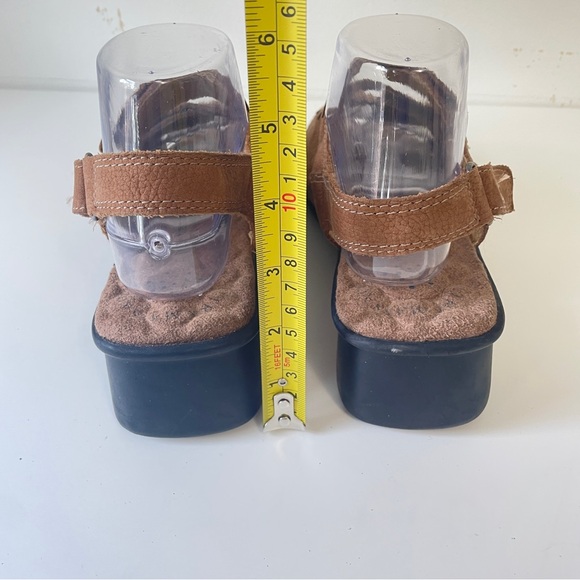 Red Cross Shoes Ultrasoft Womens Slingback Sandals Brown Leather Buckle 8.5 - Picture 4 of 11